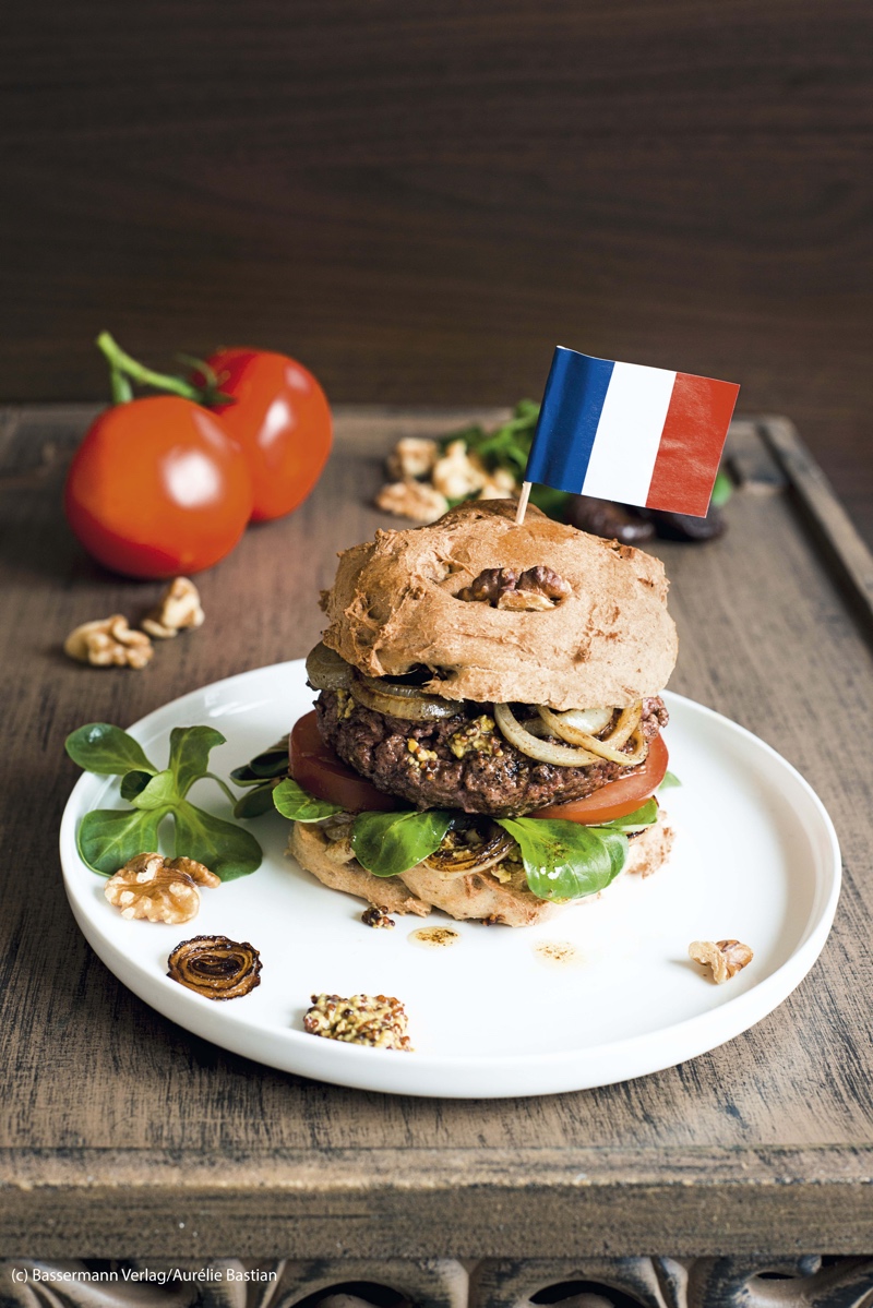 burger francais from French cooking with Aurelie | GourmetGuerilla.com